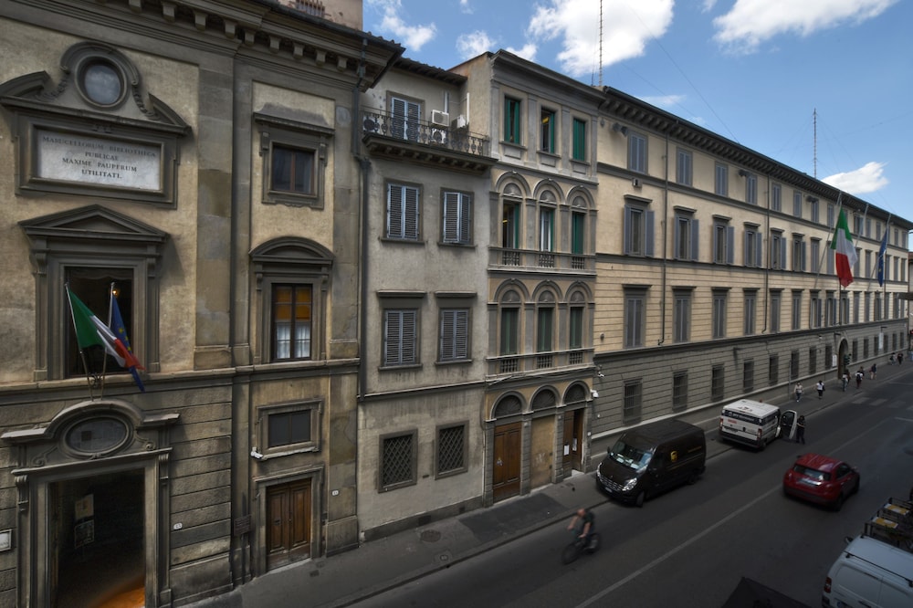 Residenza Conte Di Cavour 57/65
