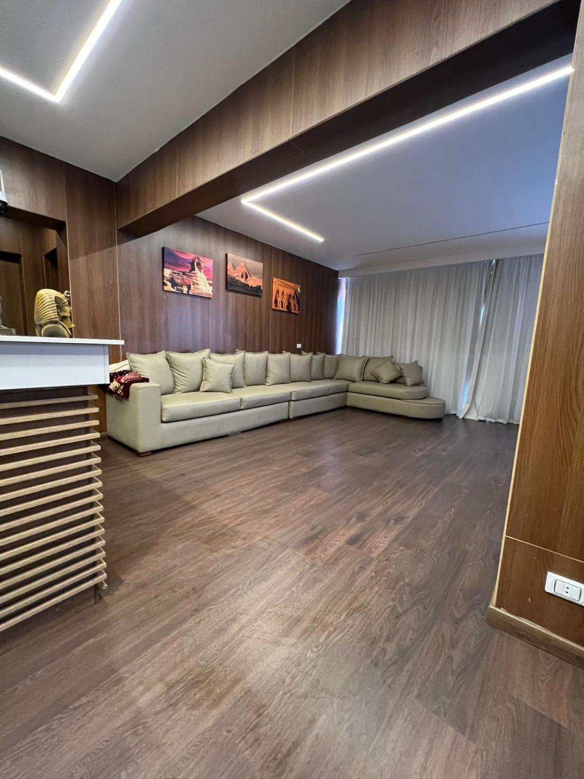 City Hotel Cairo 18/30