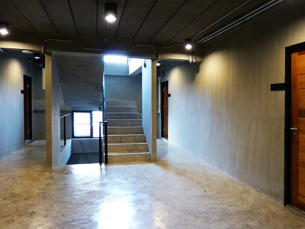 B Arch House 14/32