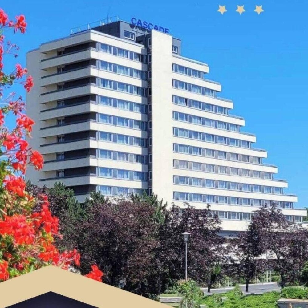 Hotel Cascade Most 6/59