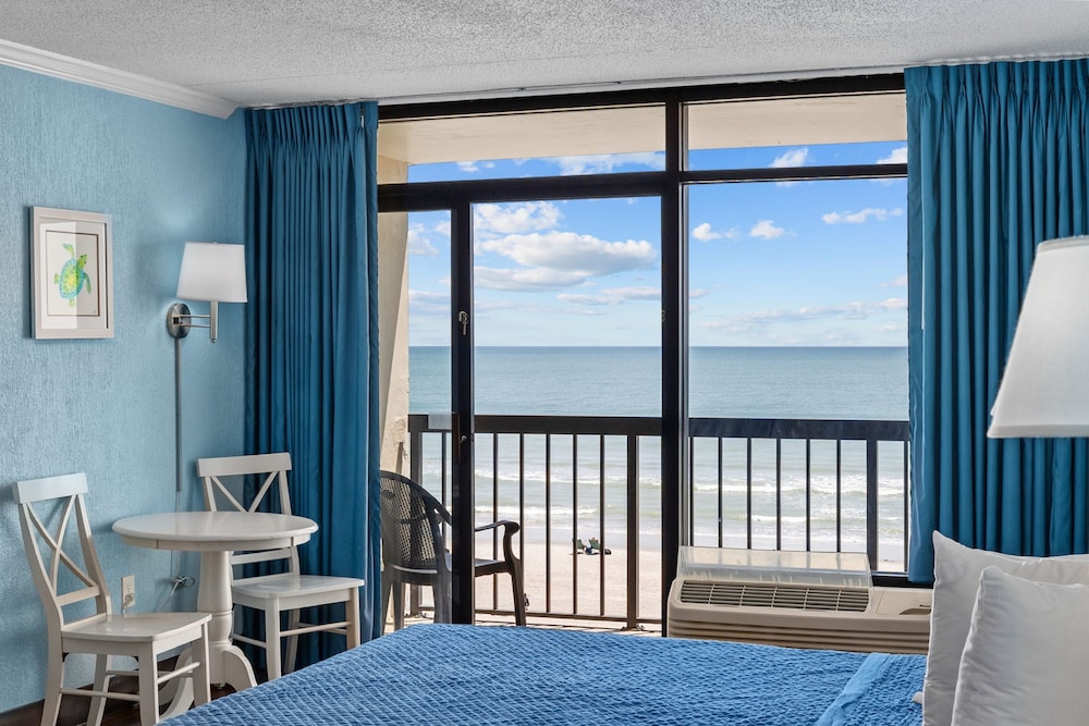 North Shore Oceanfront Resort Hotel 45/80