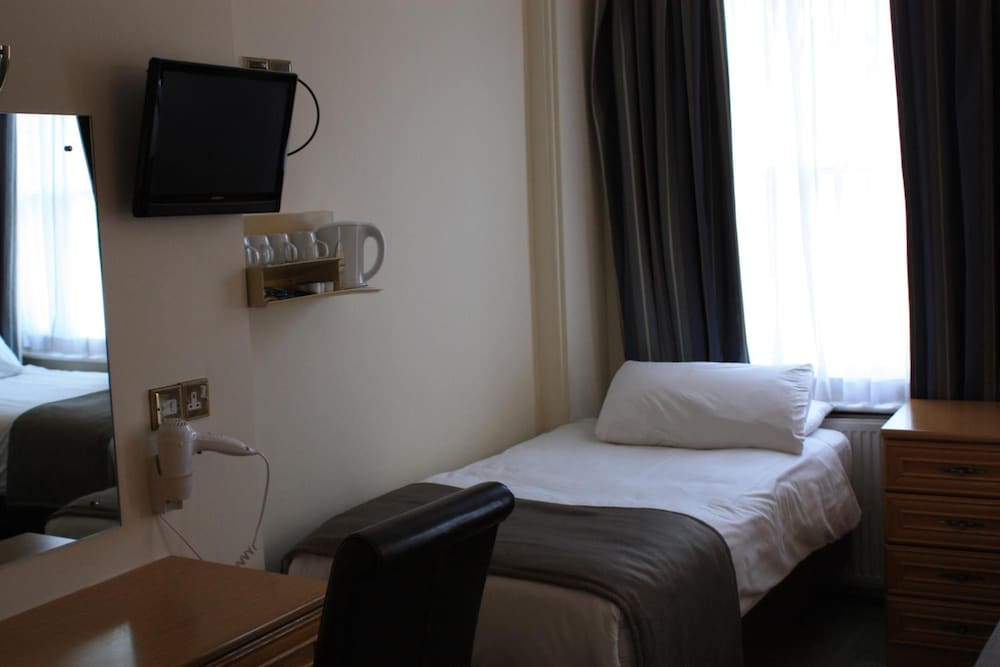 Regency Hotel Westend 17/27