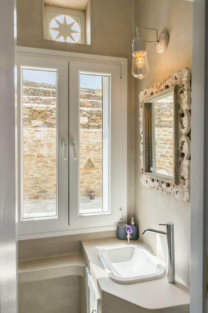 Imarkellis Boutique Villas 43/47