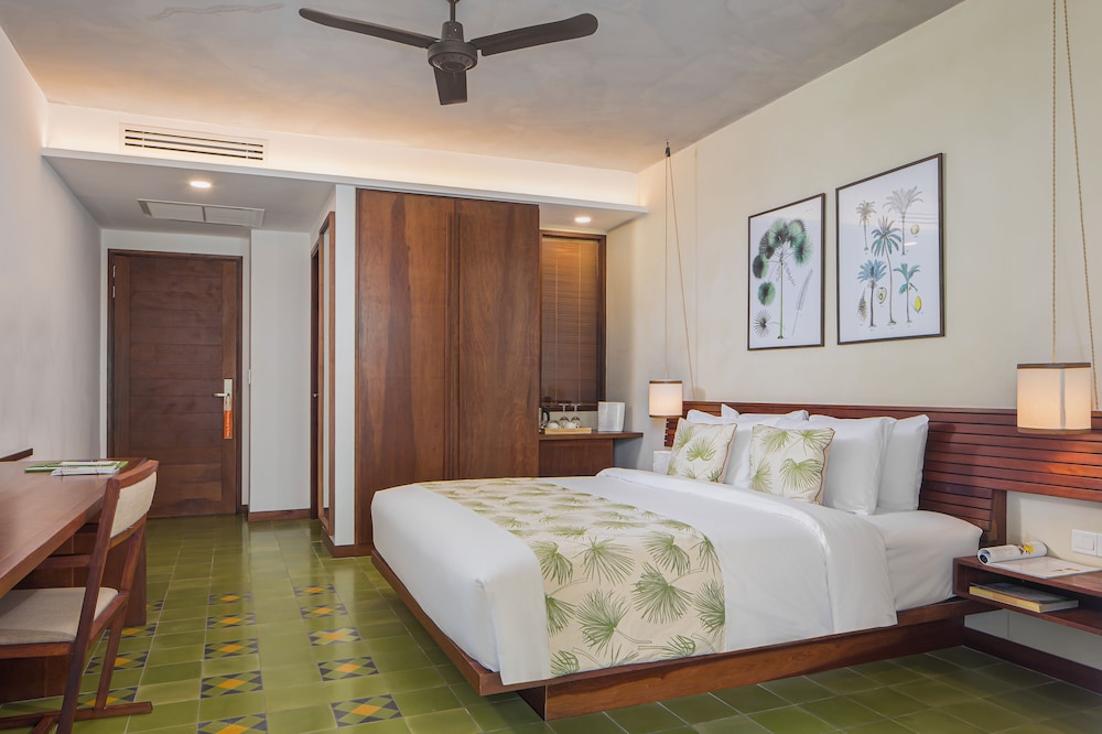 Penh House Hotel 29/74
