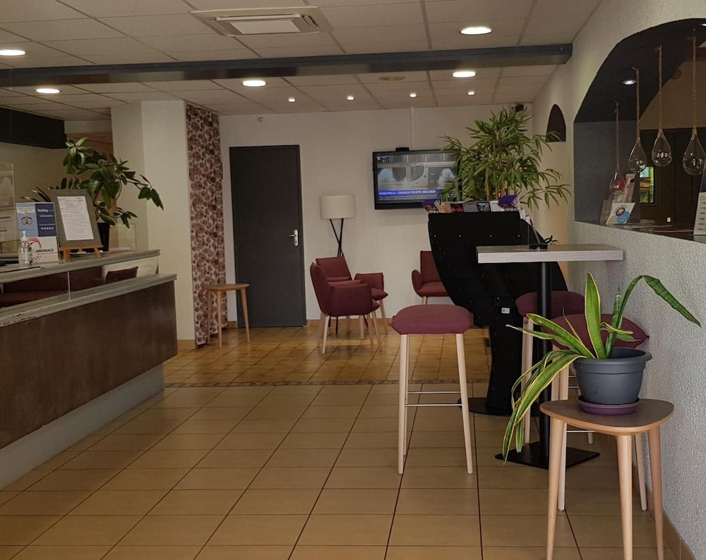 Comfort Hotel Valence 35/57