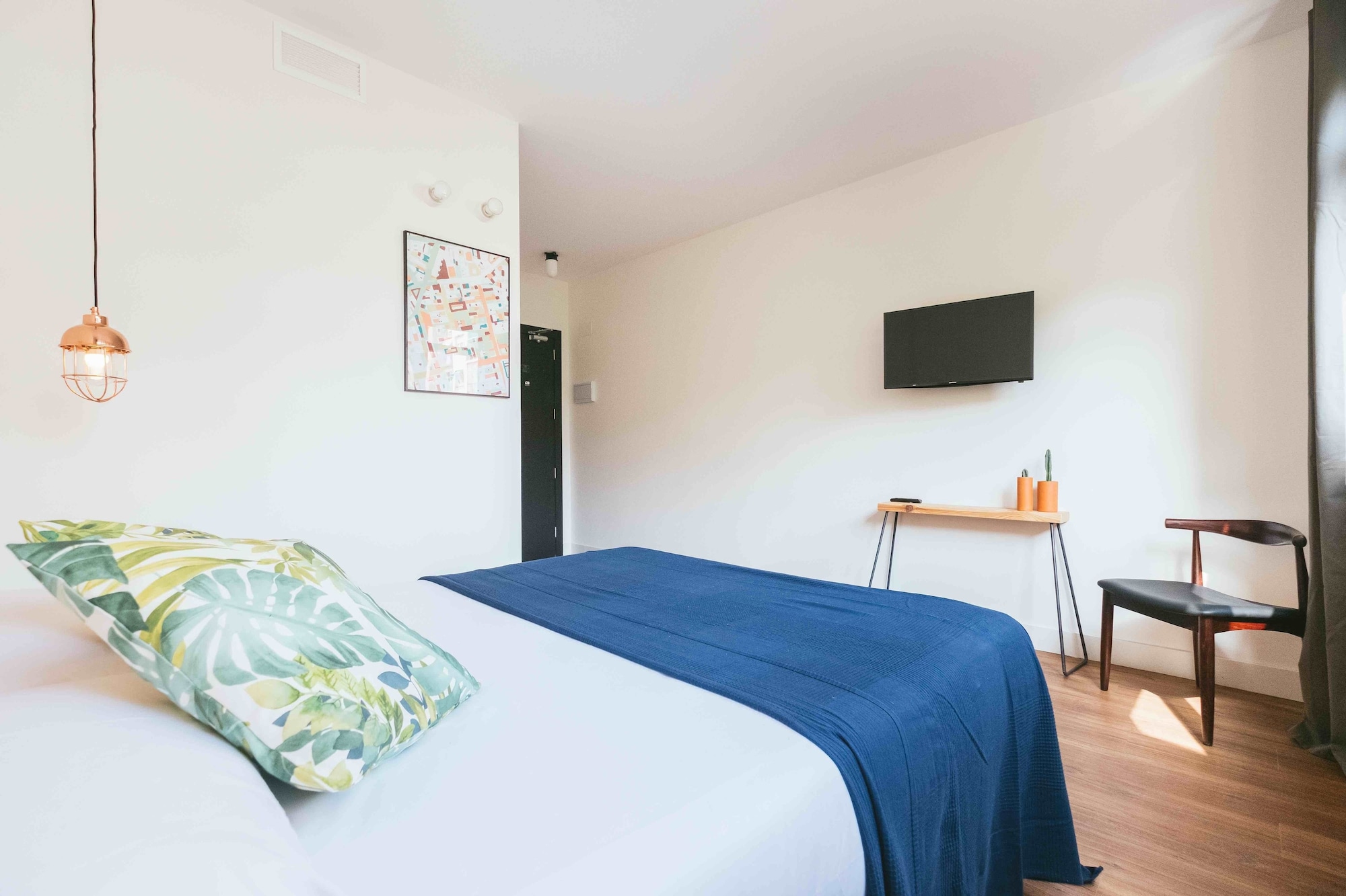 COMFORT, DOUBLE BED