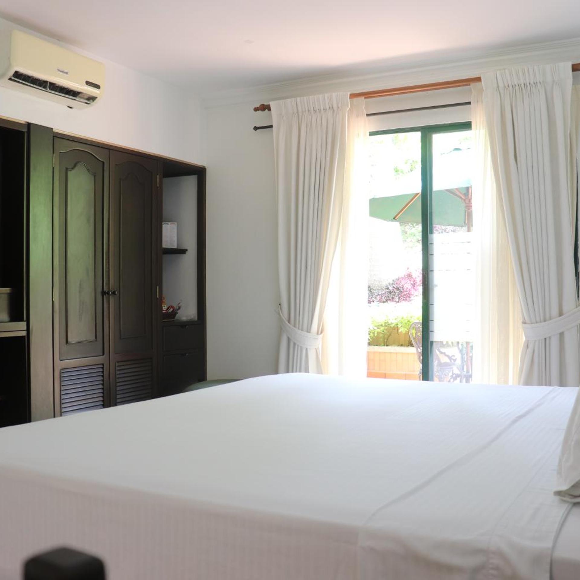 Hotel Palmera Real 11/55
