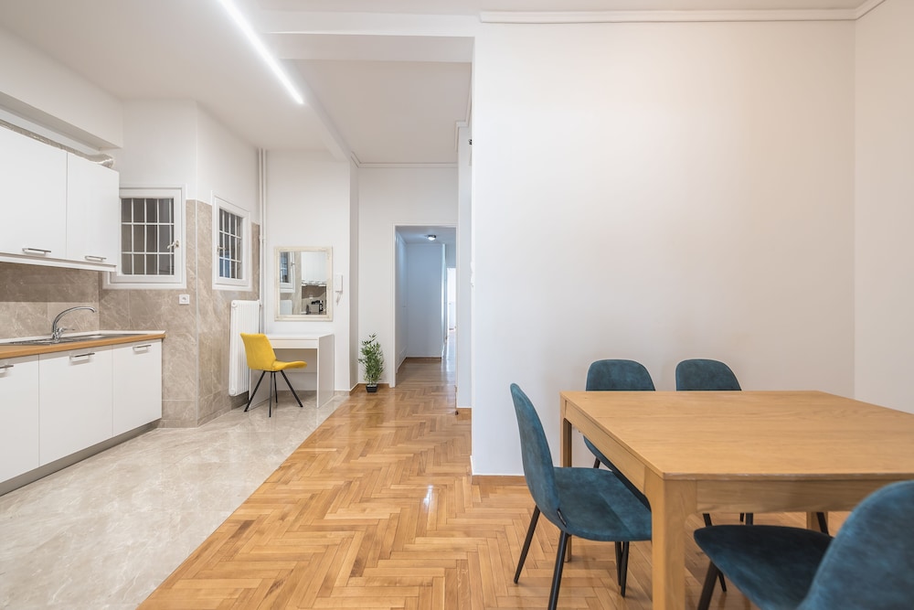 Victorias Secret Apartment 28/35