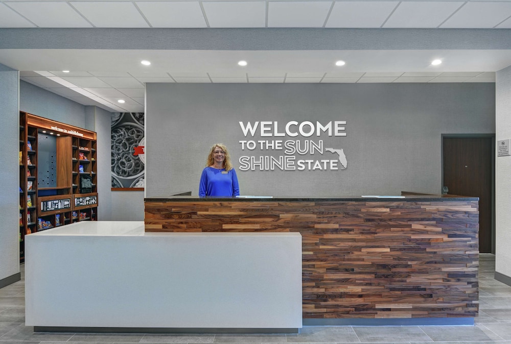 Hampton Inn And Suites Middleburg 14/49