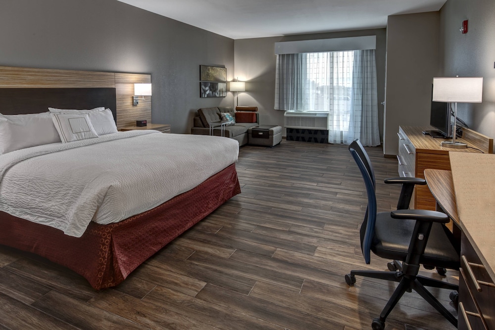 Towneplace Suites By Marriott Hot Springs 10/47