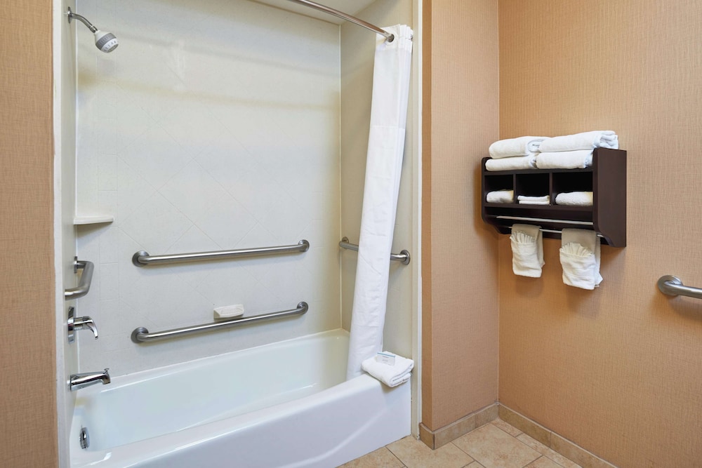 Hampton Inn & Suites Decatur 28/58