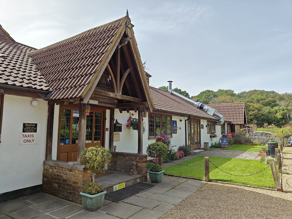 Little Foxes Hotel 2/62