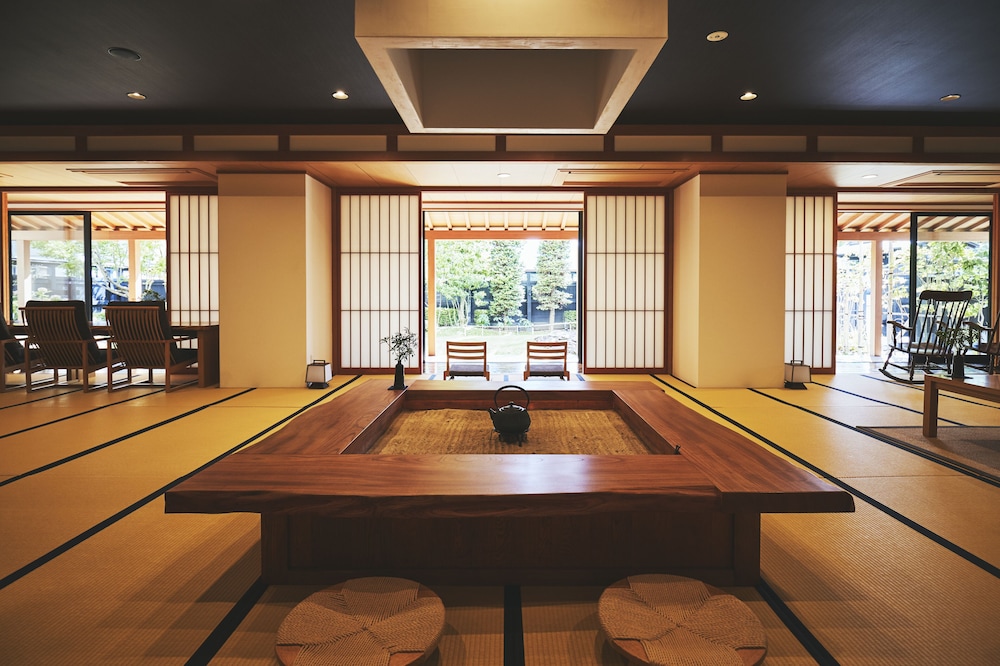 Sui Suwako 25/43