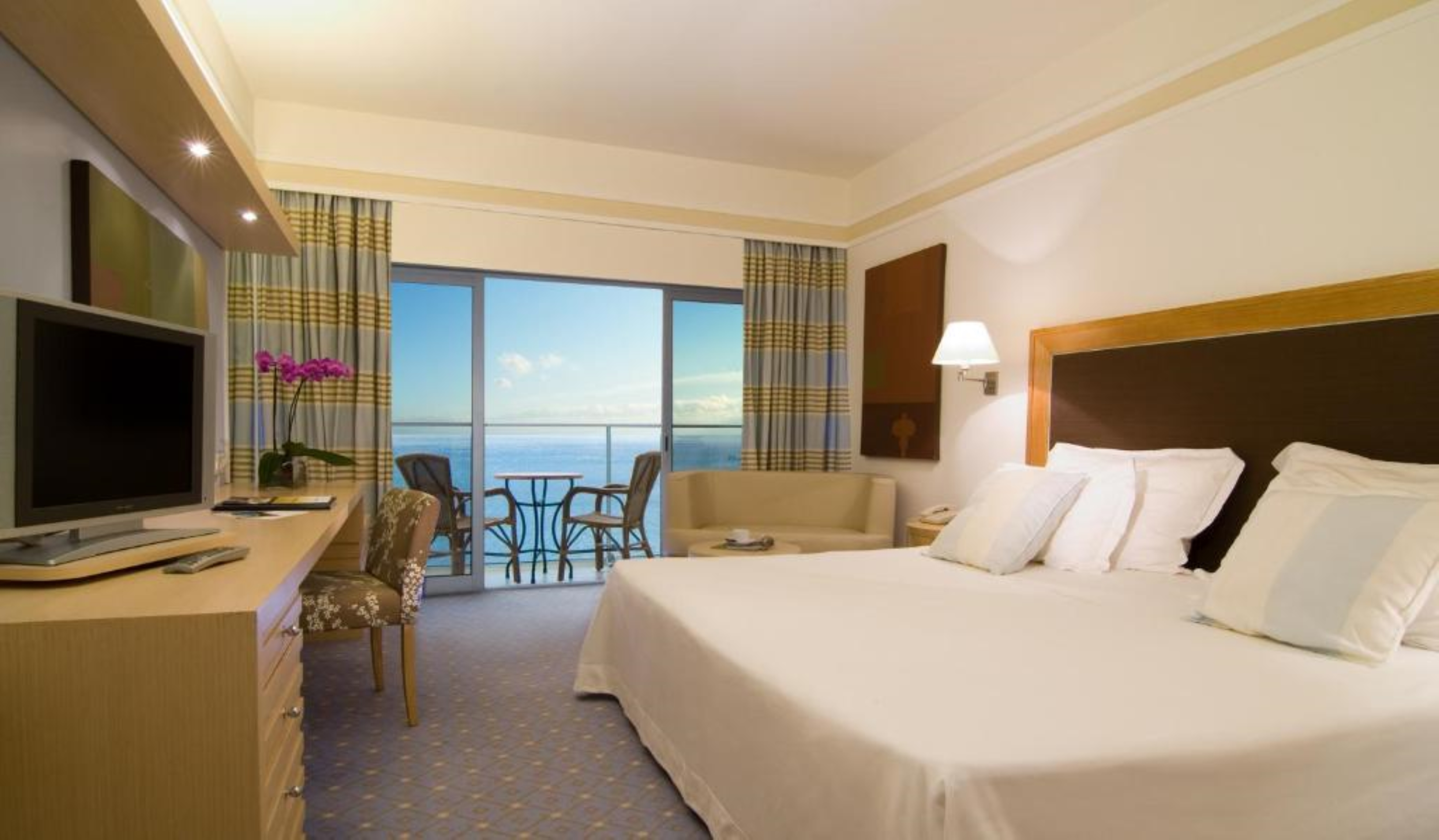 CLASSIC SEA VIEW