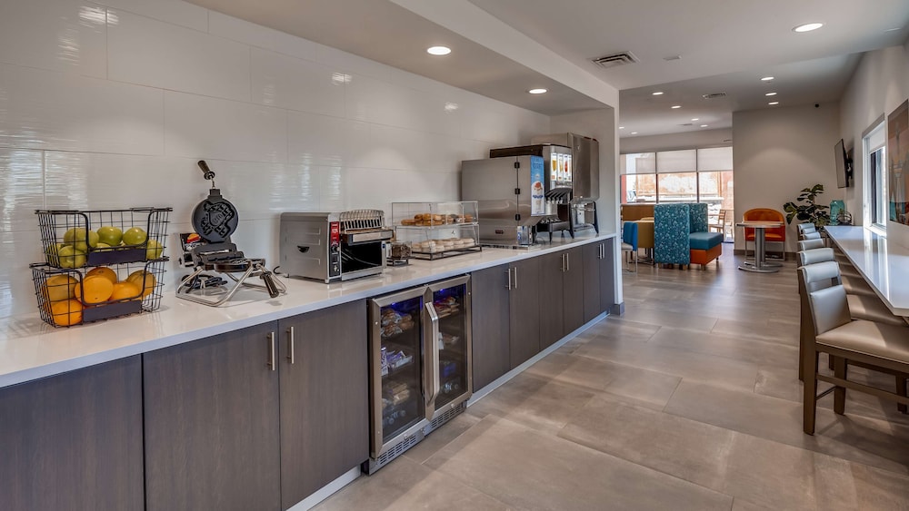 Best Western El Paso Airport Entrada Hotel 10/47
