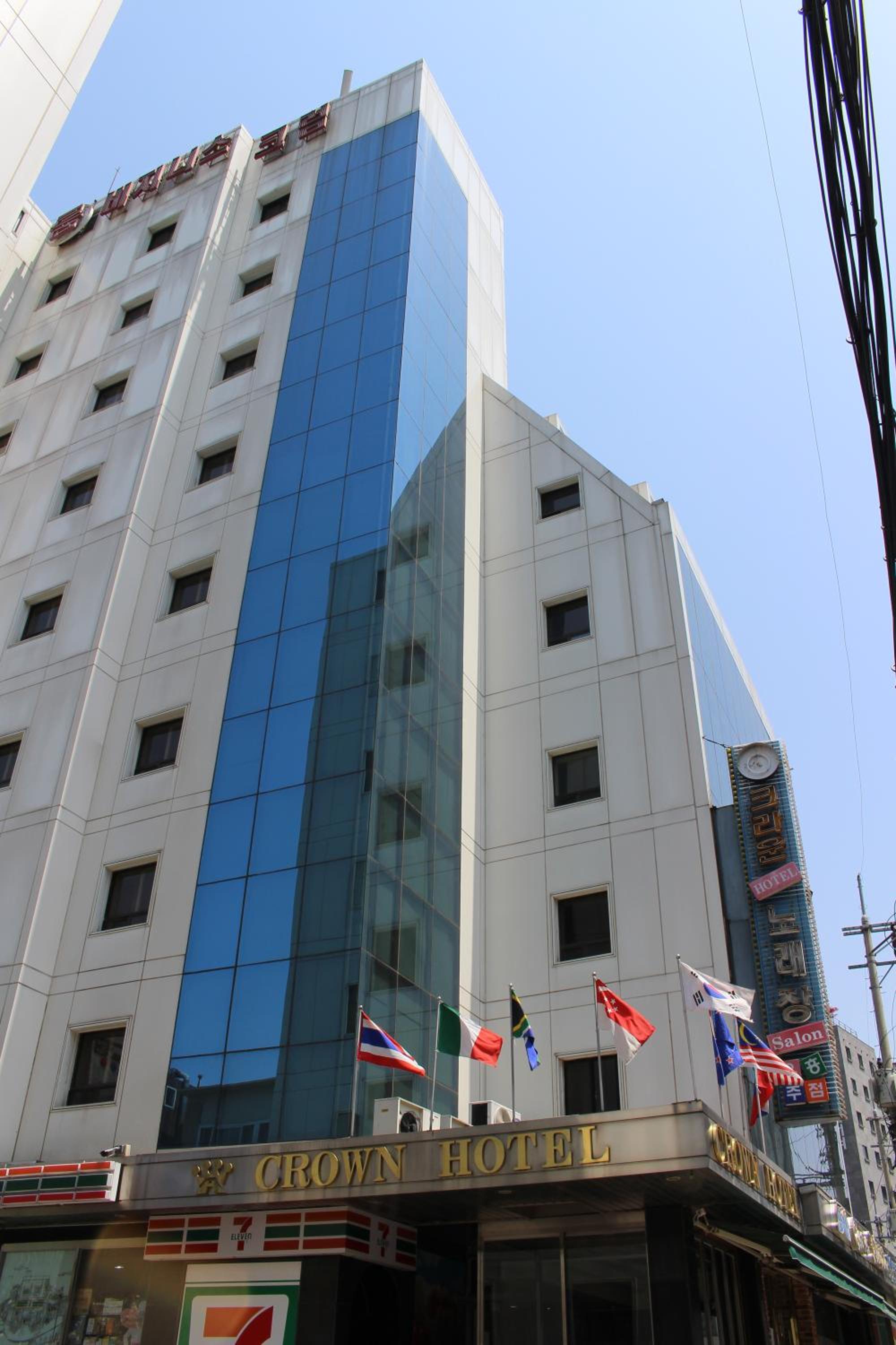 Insadong Crown Hotel in SEOUL
