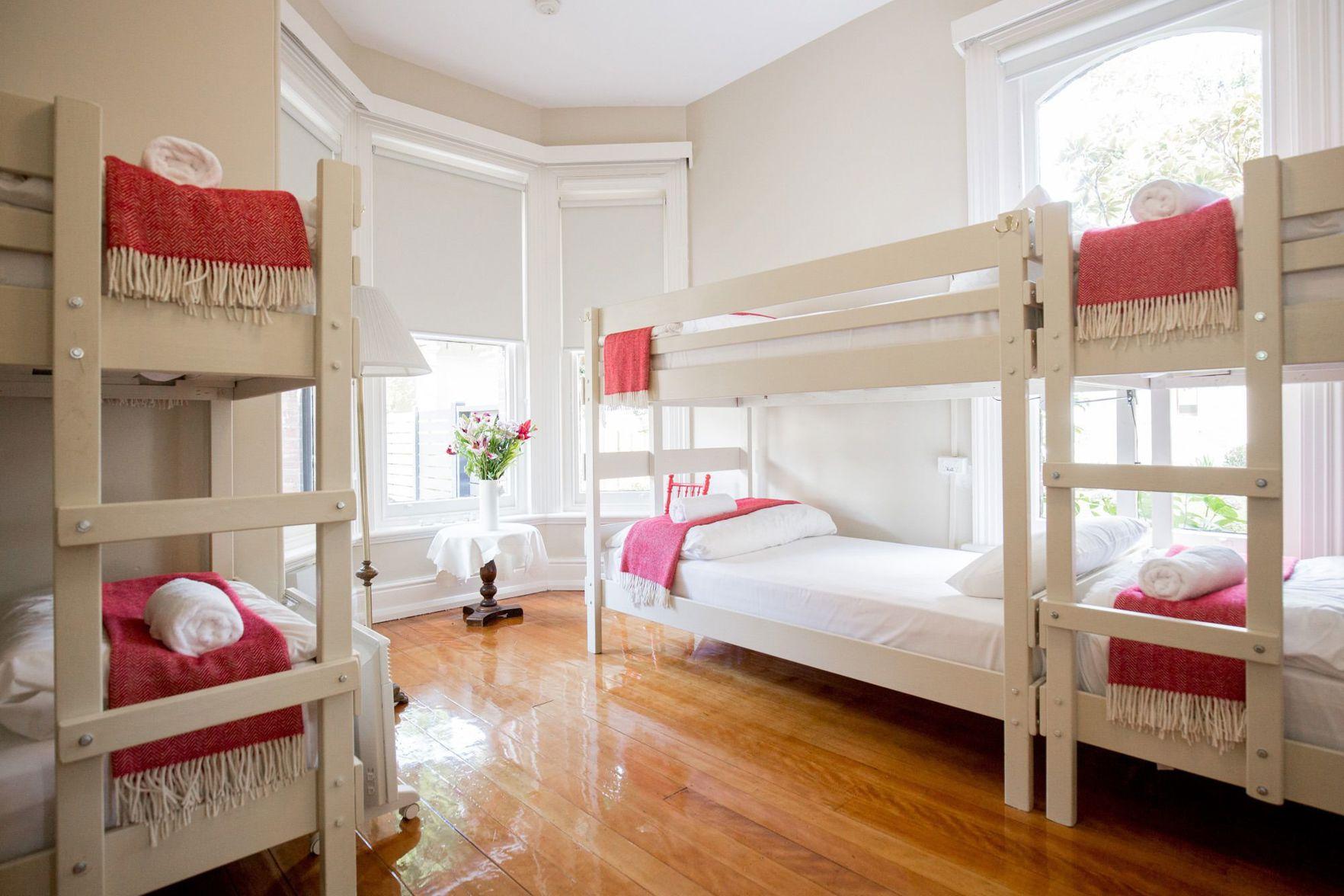 Female Only, 8 Beds, Bunk Bed