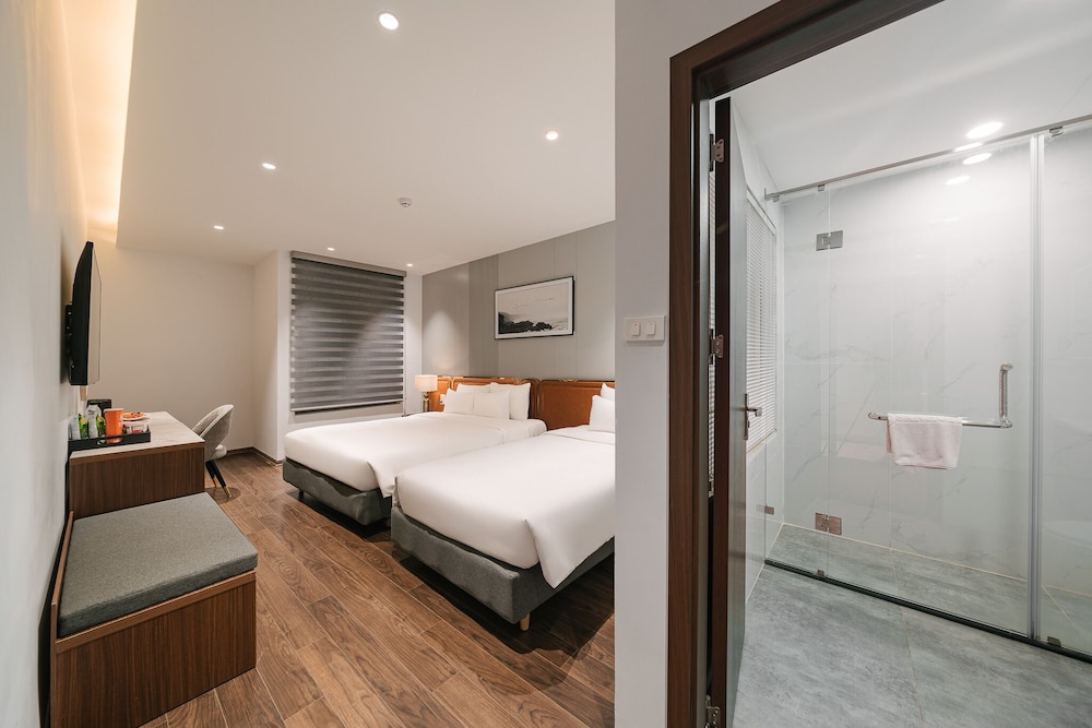 غرفة سوبيريور بسريرين منفصلين، San Seize Hanoi Hotel 8/10