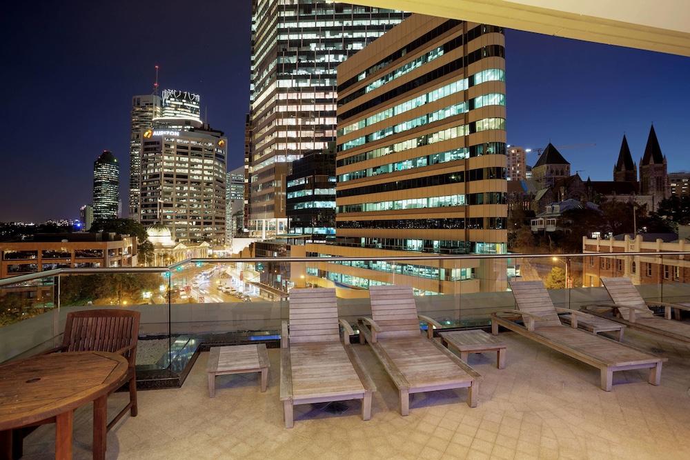 BRISBANE MARRIOTT HOTEL 15/57