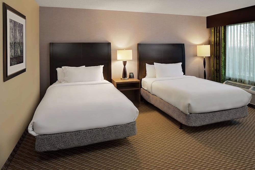 Hilton Garden Inn Hartford North/Bradley Intl Airport 12/50