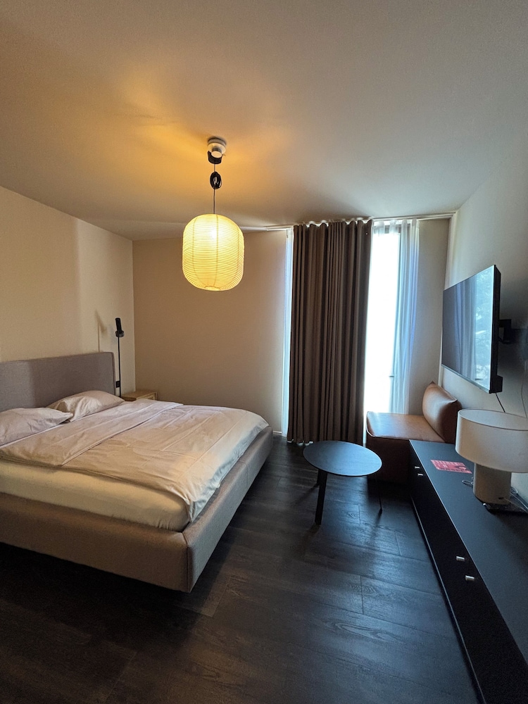 CLASSIC, STUDIO, SUITE, DOUBLE BED
