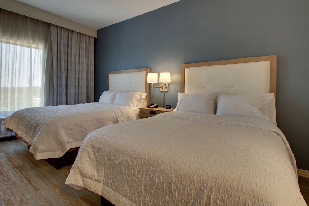 Hampton Inn Sneads Ferry North Topsail Beach 21/48