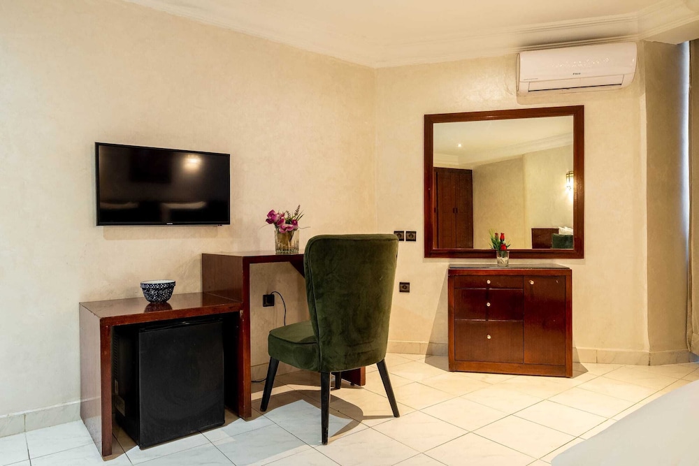 Casablanca Hotel 4/54