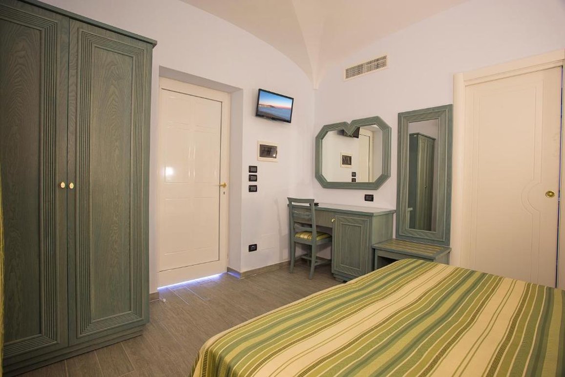 Hotel Terme Saint Raphael 41/51