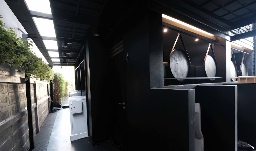 Kloem Hostel - Adults Only 17/67