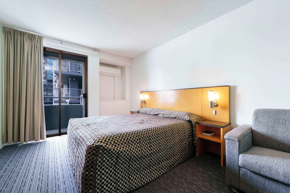 SUPERIOR, STUDIO, SUITE, DOUBLE BED