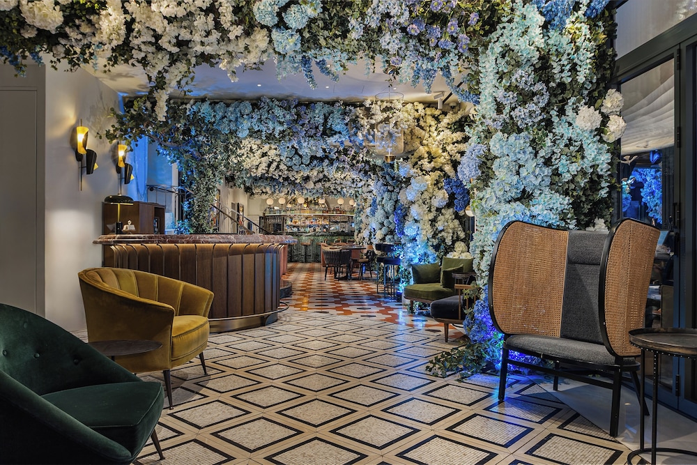 Gatsby Athens Hotel 54/69