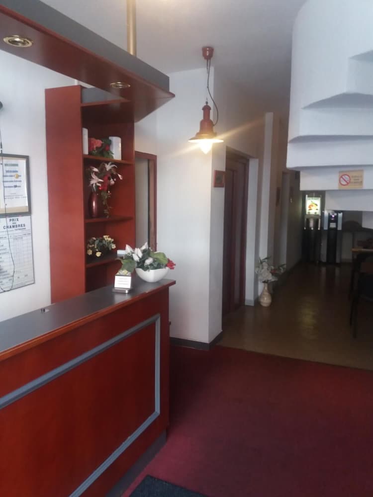 Hotel Le Clemenceau 3/45
