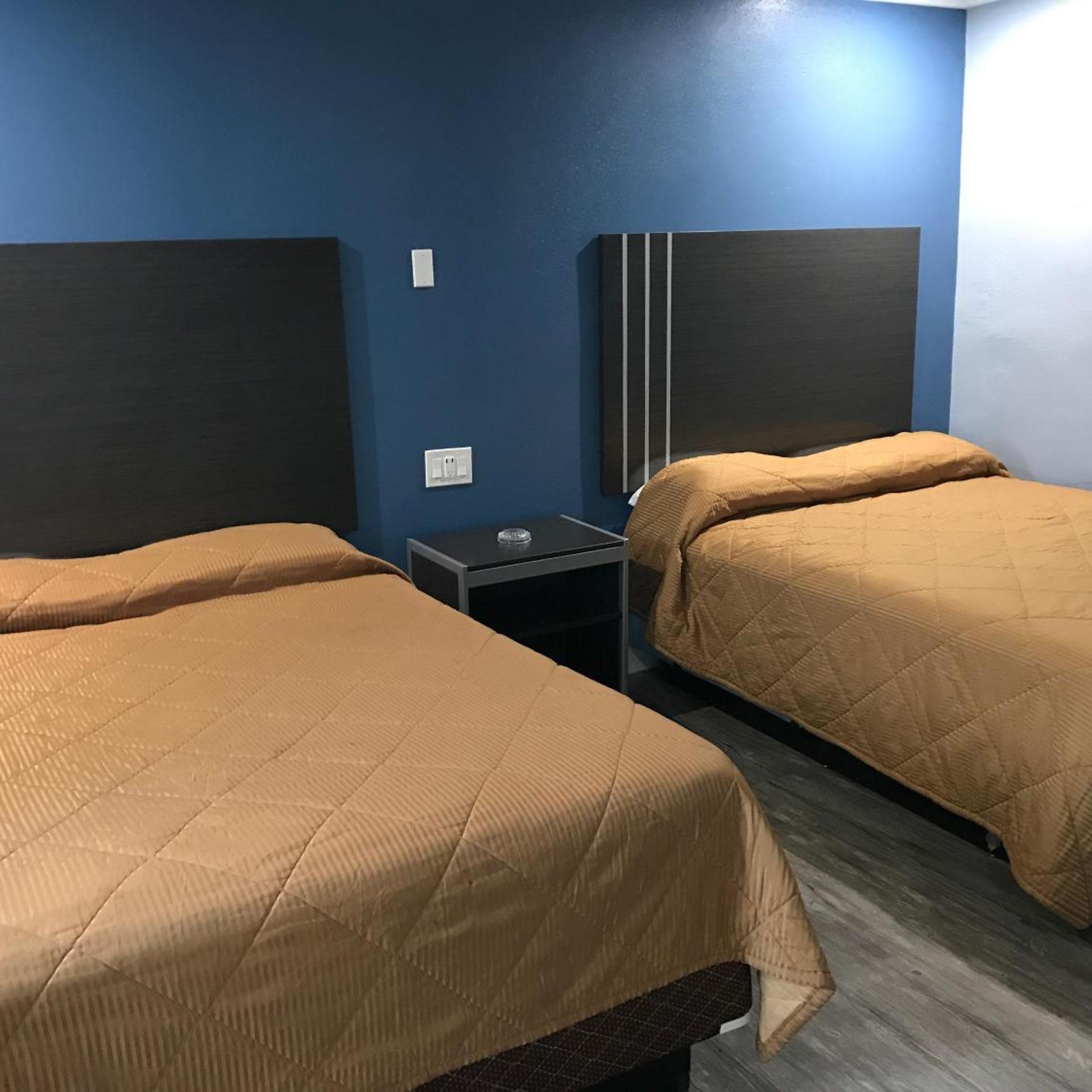 Empire Inn Motel 11/30