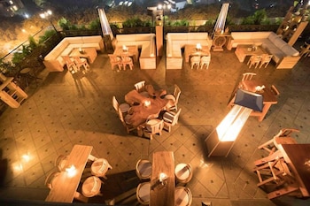Clarens Hotel 44/53