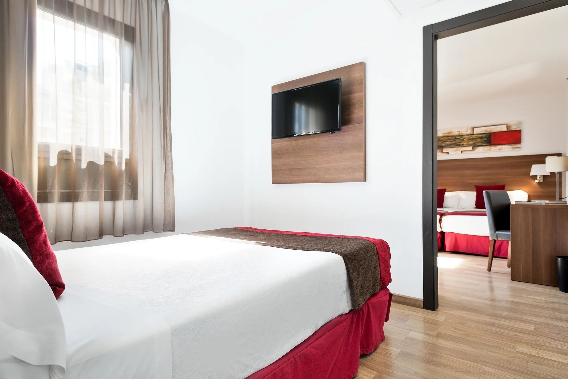 ROOM, TRIPLE