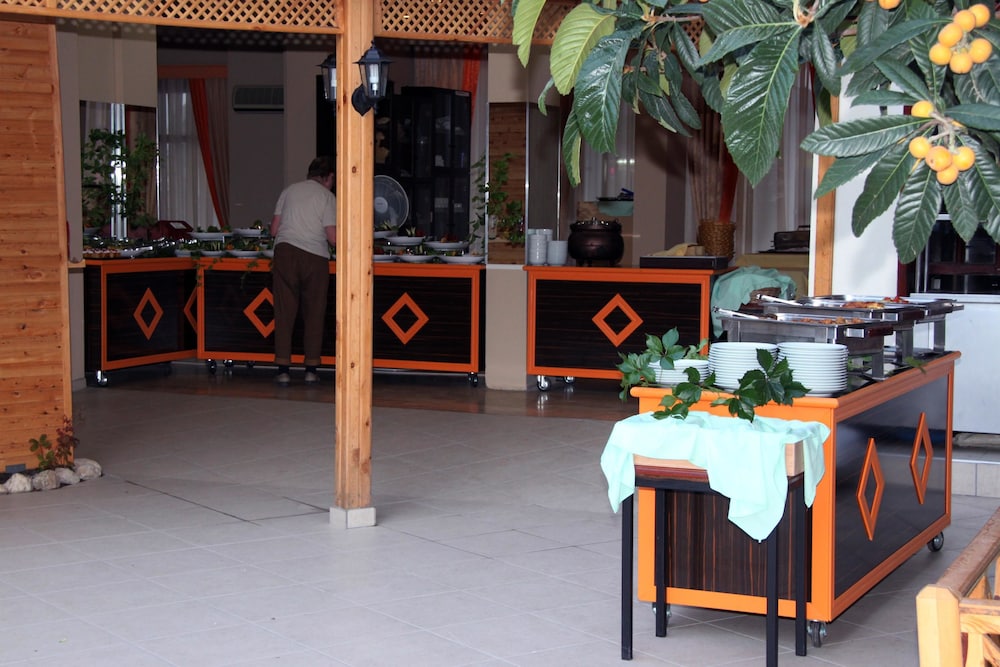 Idyros Hotel 13/50