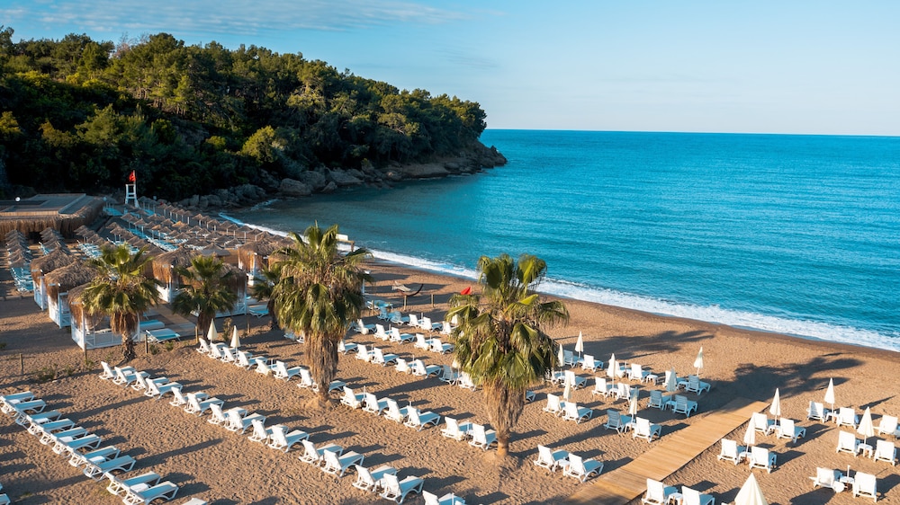 Laguna Beach Alya Resort & SPA 42/50
