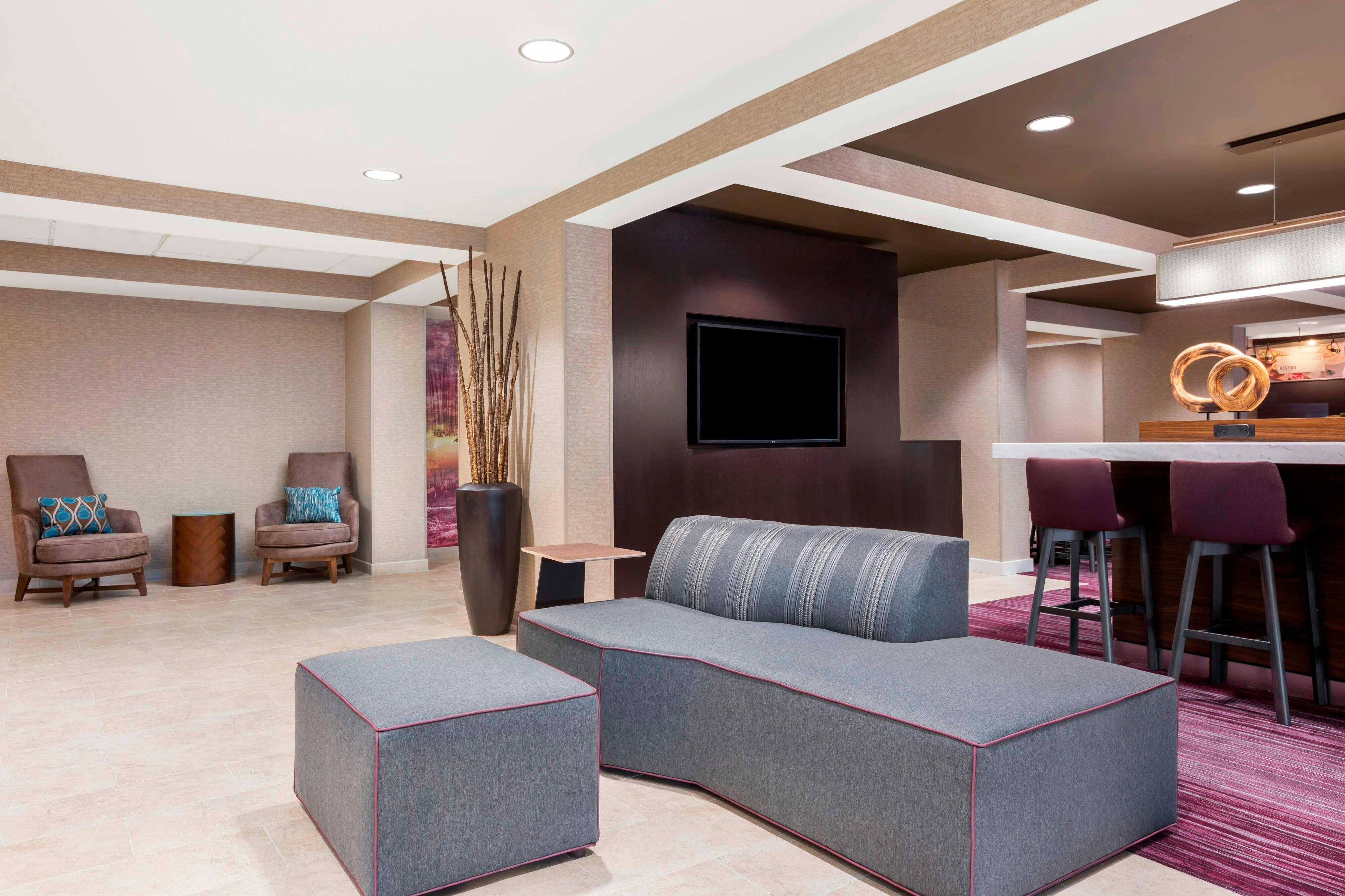 Courtyard By Marriott Bowling Green Convention Center 7/15