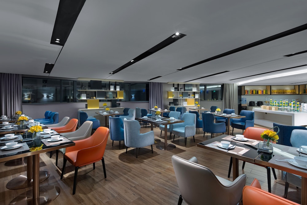 Echarm Hotel (Guangzhou Beijing Road Pedestrian Street Tianzi Wharf) 48/64