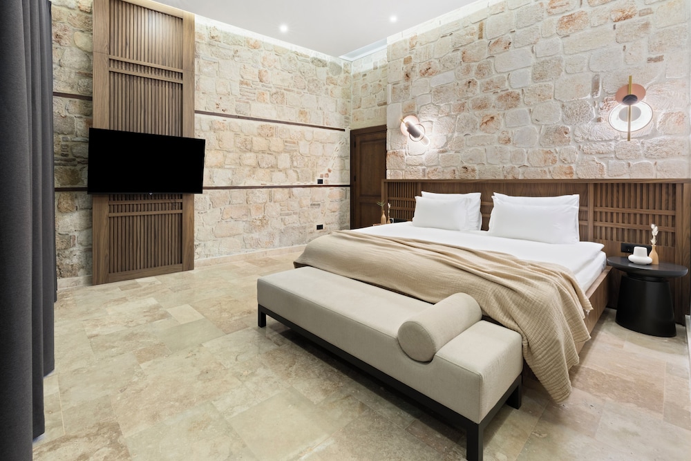 Garden, Executive, Suite, King Bed