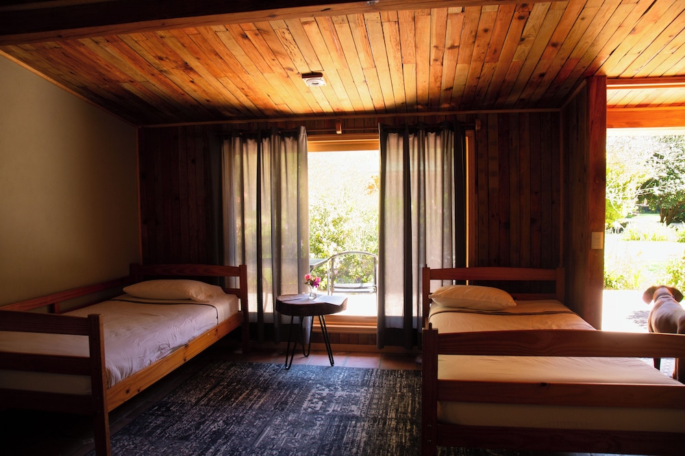 Hotel Rancho Viejo 11/48
