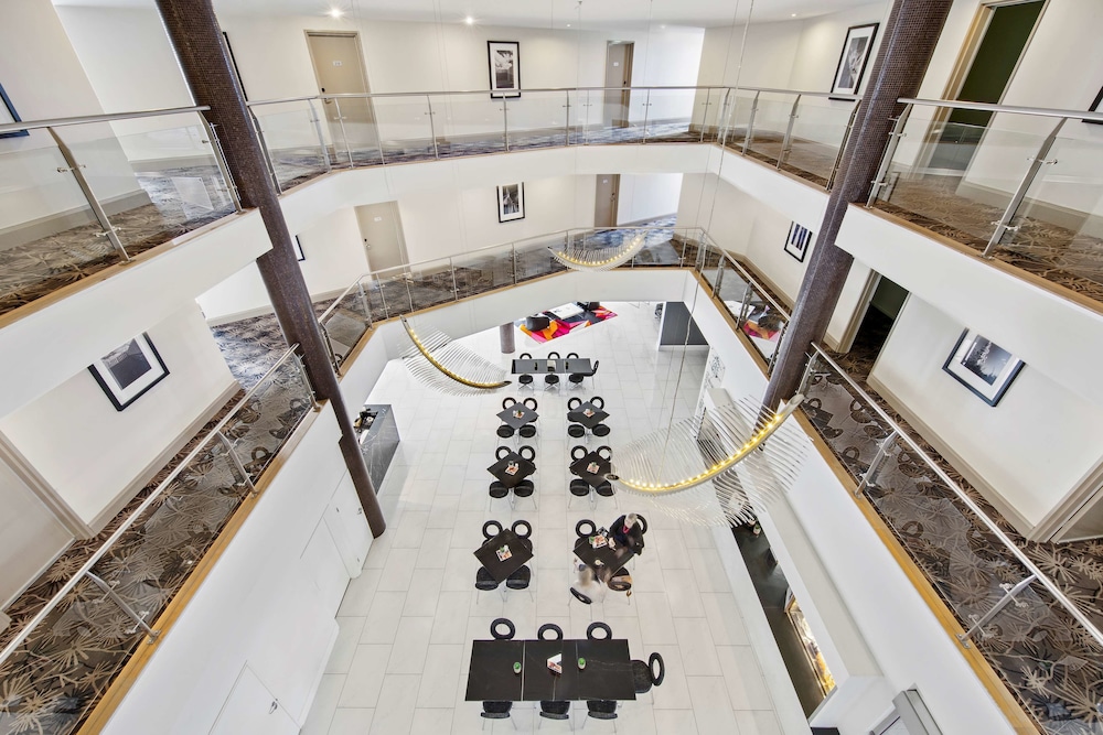 Adina Serviced Apartments Canberra Dickson 31/57