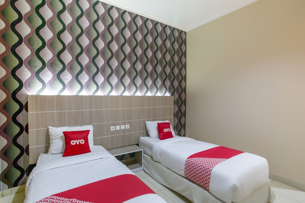 OYO 2320 Hotel Charvita 6/21