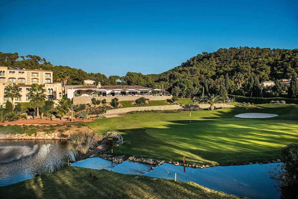 THE CAMP DE MAR Hotel & Resort 45/50
