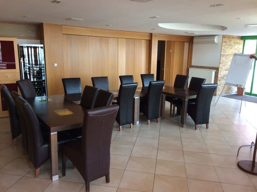 Garni Hotel Muza 37/50