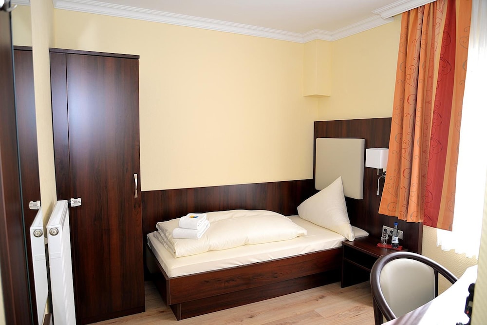 Hotel Neugrabener Hof 6/23