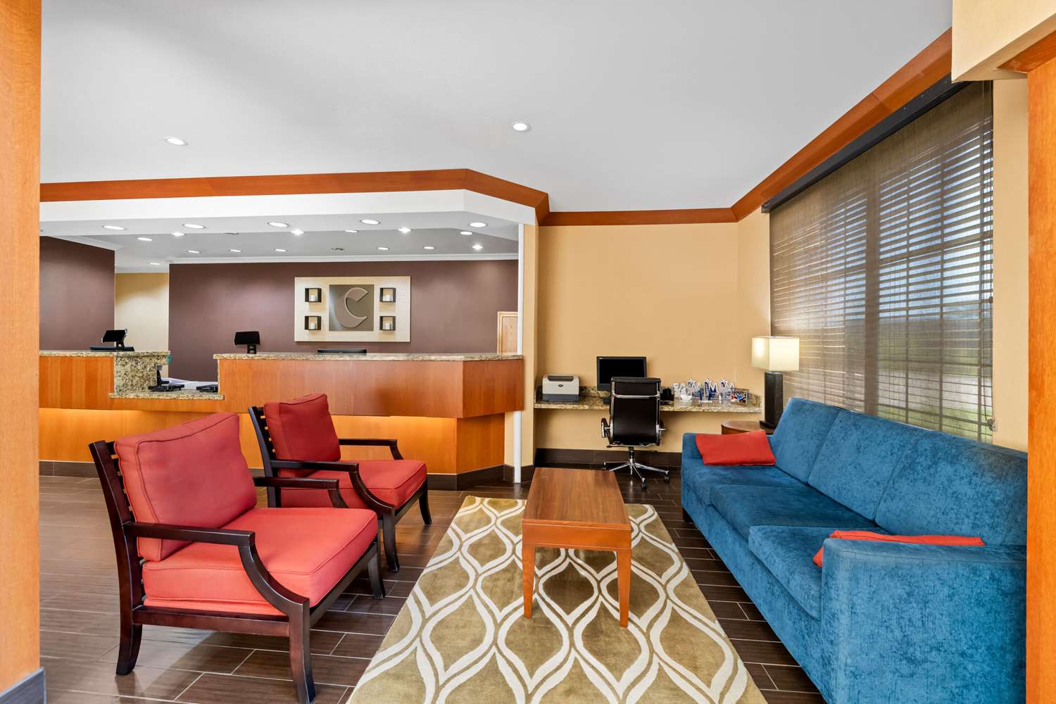 Roanoke Suites 12/24