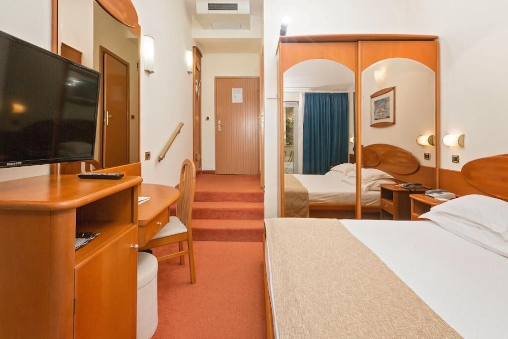 Villa Galijot Plava Laguna 15/50