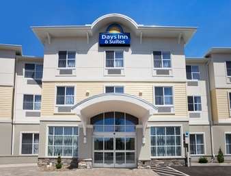 Sleep Inn & Suites Altoona North 5/25