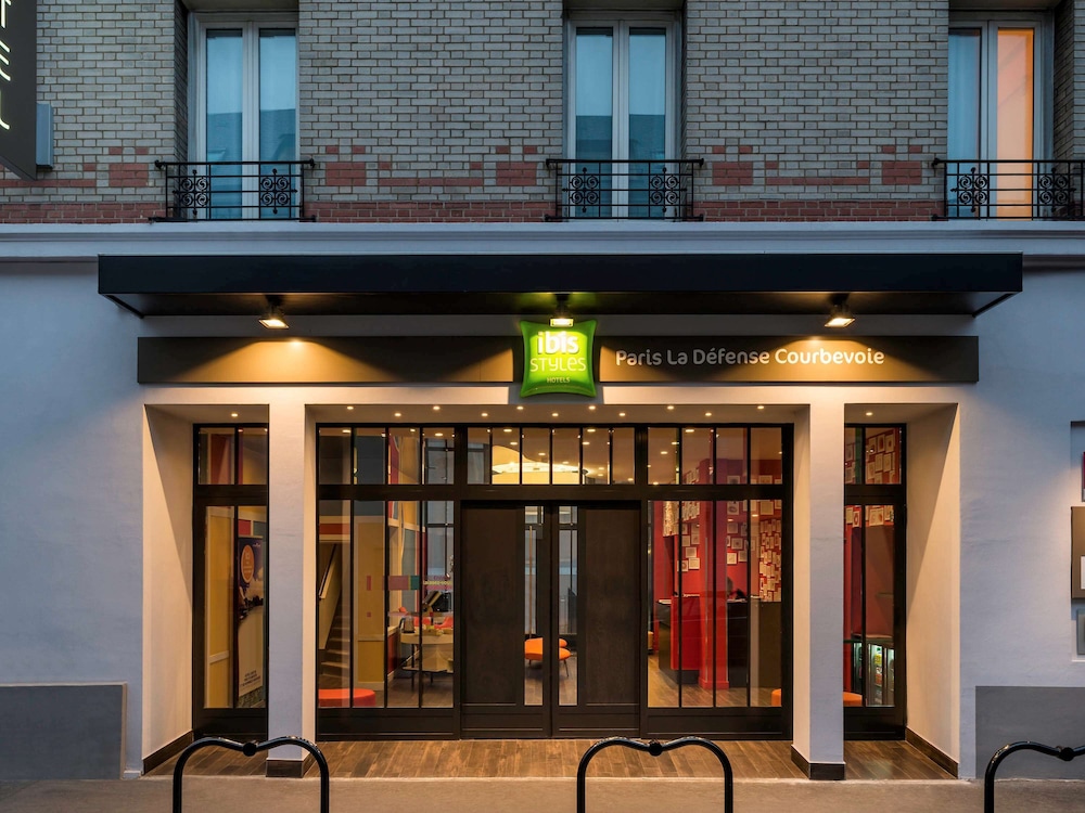Ibis Styles Paris La Defense Courbevoie 1/62